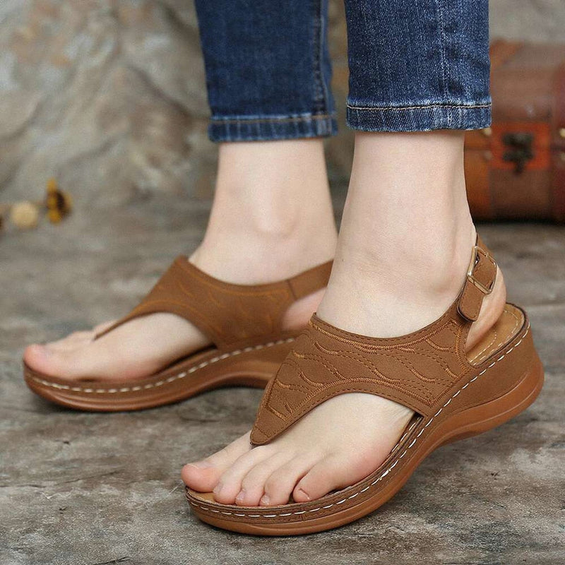 Women Sandals Clip Toe Vintage Flat Retro Shoes Woman Casual Female Beach Sandals